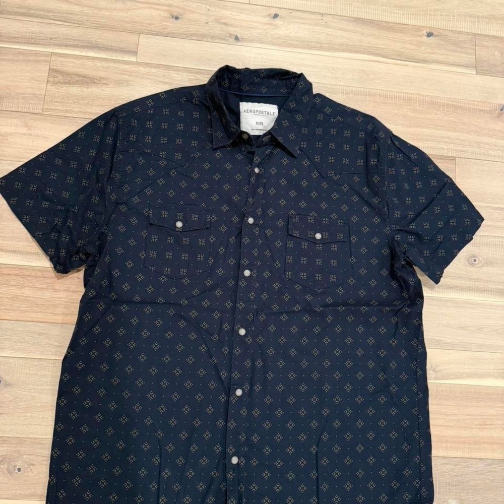 Navy blue Aeropostale button up shirt sz XL